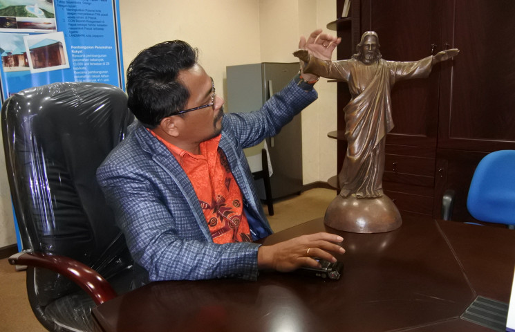 Patung Yesus Dibangun Karena Disetujui Legislator 